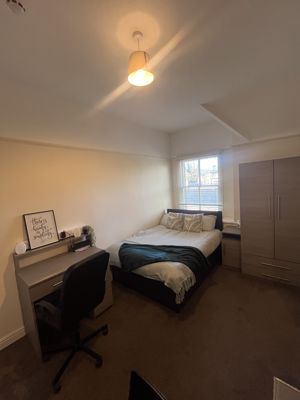 Photo 9- click for photo gallery